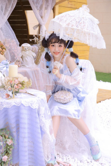 飞行员小姐